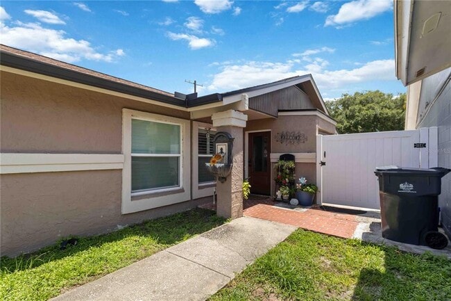 Photo - 10327 Parkcrest Dr