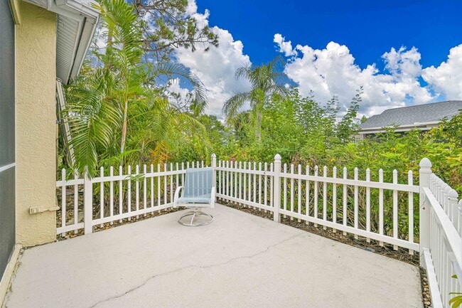 Photo - Annual Rental -3 bed/2.5 bath House in heart of Estero - 2 car garage - No Pets