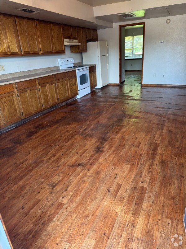 Building Photo - 750 Bonham St Unit 25 Rental