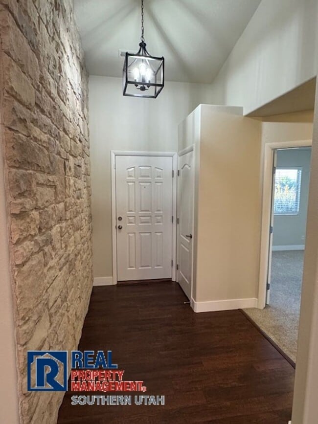 Photo - Sedona Hills Home