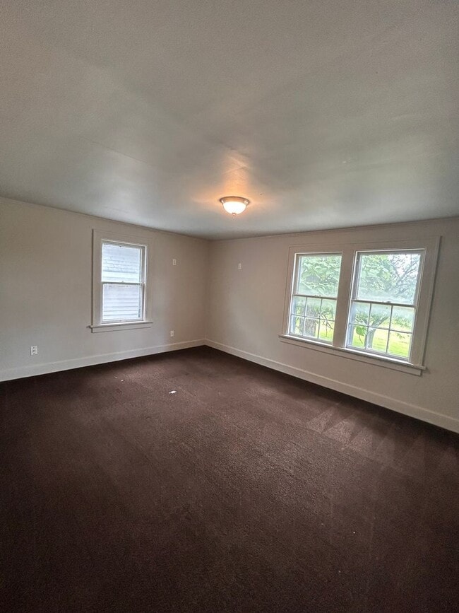 2243 New Haven Ave