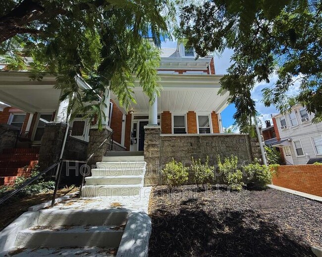 Building Photo - 3301 Guilford Ave Unit 1 Rental