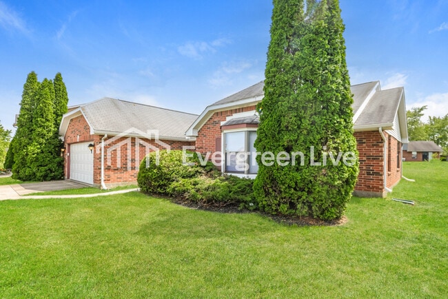 8688 Deer Hollow Dr