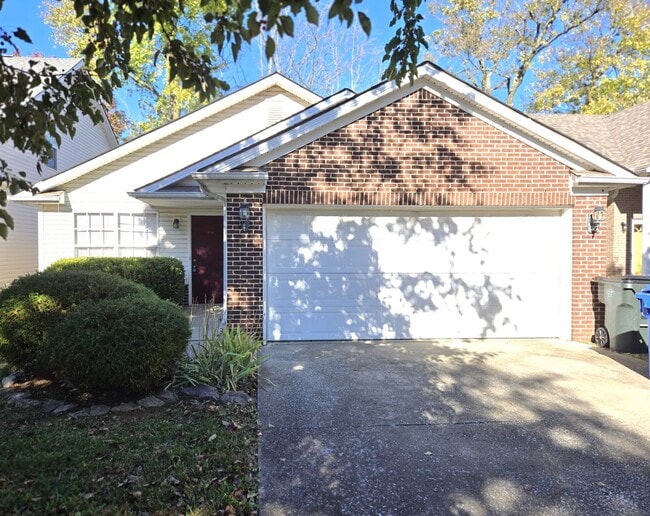 Building Photo - 3 Bedroom Ranch in Great Acres 251024