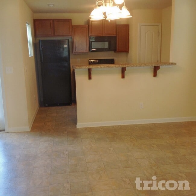 Photo - 532 Gentle Breeze Ln