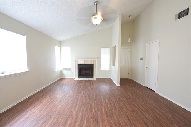 Photo - 1901 Rainy Meadows Dr