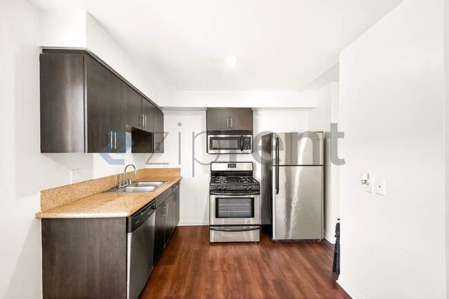 Photo - 843 S Ardmore Ave