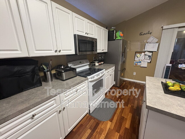 Photo - 1335 Pinyon Pine Dr