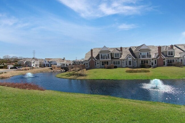 Photo - 1404 High Pond Ln