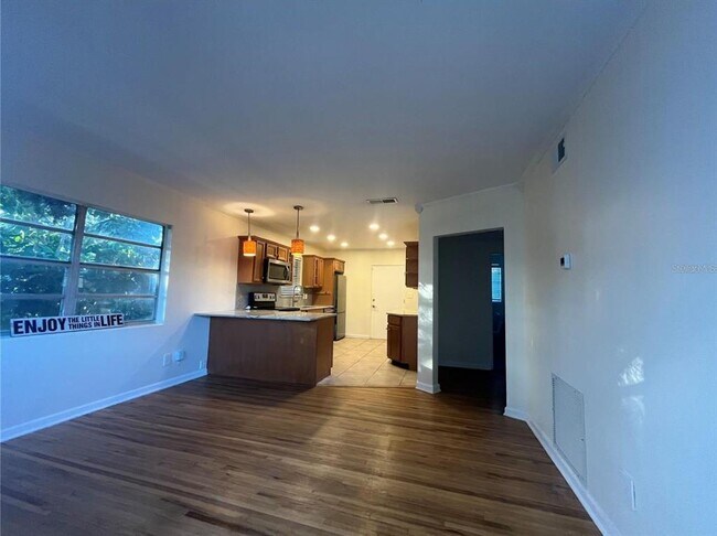 Photo - 1315 E Central Blvd