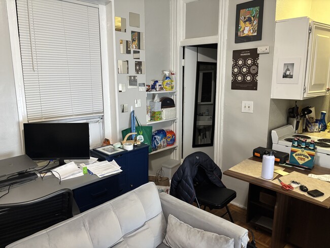 Photo - 30 Anderson St Unit 40 anderson street