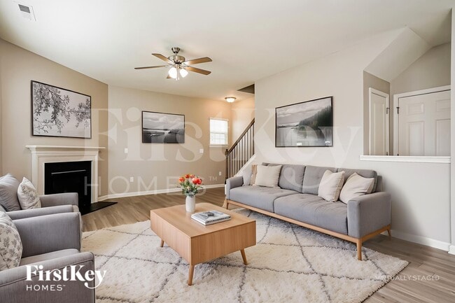Photo - 100 N Great White Way