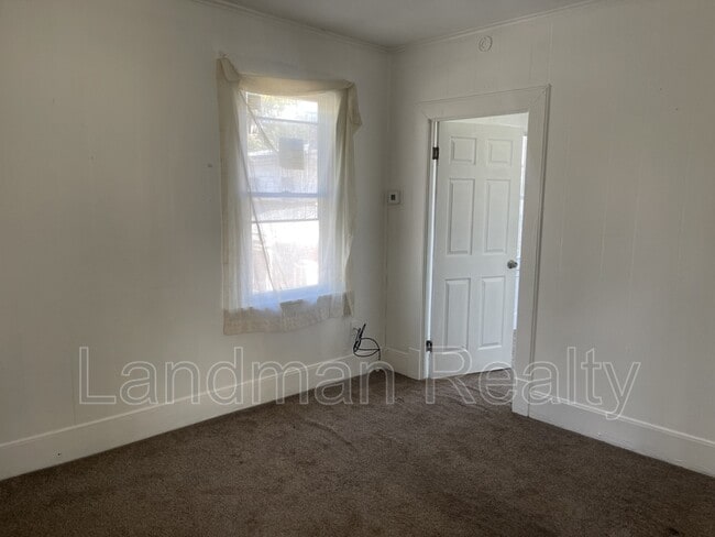 Photo - 1615 Cedar St