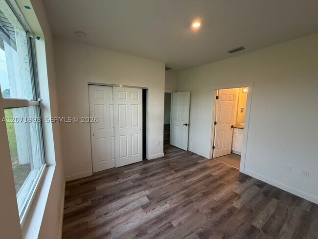 Photo - 2409 Ansel Ave S Unit B