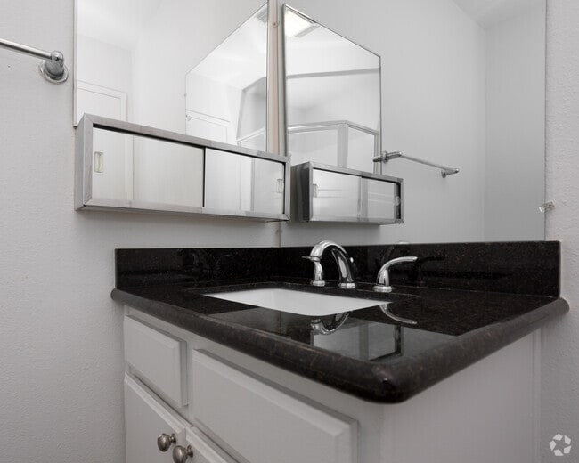 Studio - 330 SF