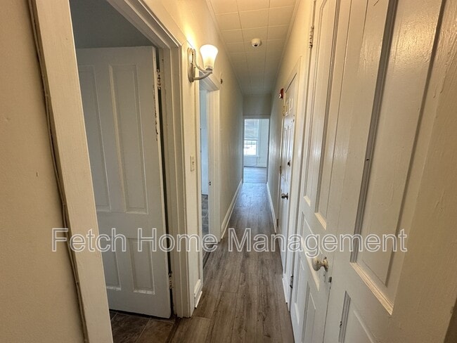 Photo - 825 Church St