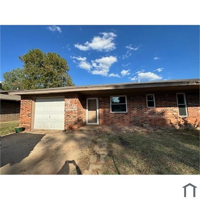 Building Photo - 1509 Hardwood Grove St