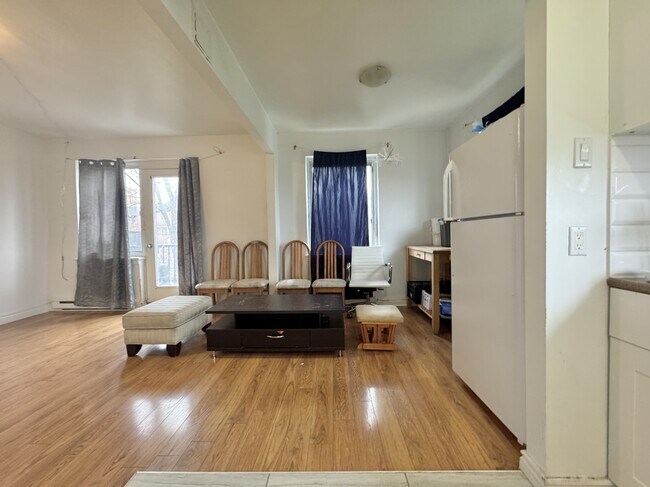 Photo - 349 Bd Graham