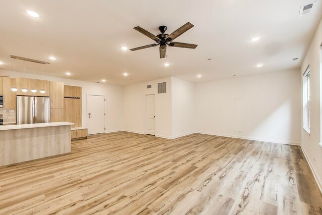 Photo - 5126 S Kenwood Ave Unidad 201