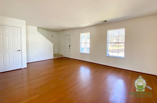 Photo - 17 Hawkesbury Rd