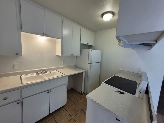 Photo - Virginia Manor