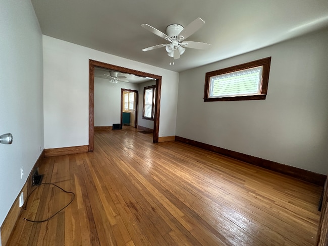 Photo - 234 College St Unit Lower