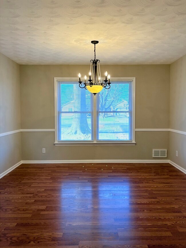 Photo - 2536 Goldenrod Dr