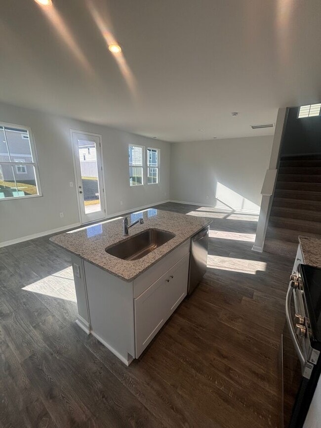 Photo - !! COMING SOON: Beautiful 4BR 3 BA Home w/ Loft + Patio + View in Little River !!