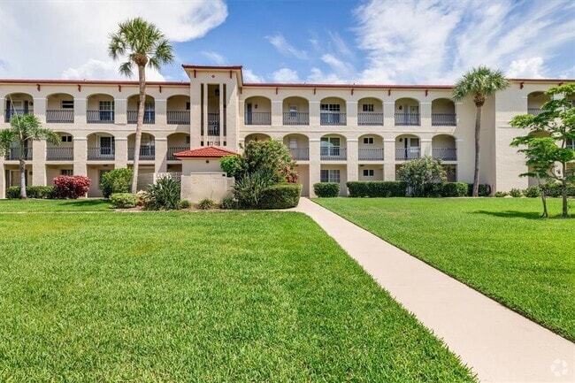 Building Photo - 1 Colony Point Dr Unit A8 Rental