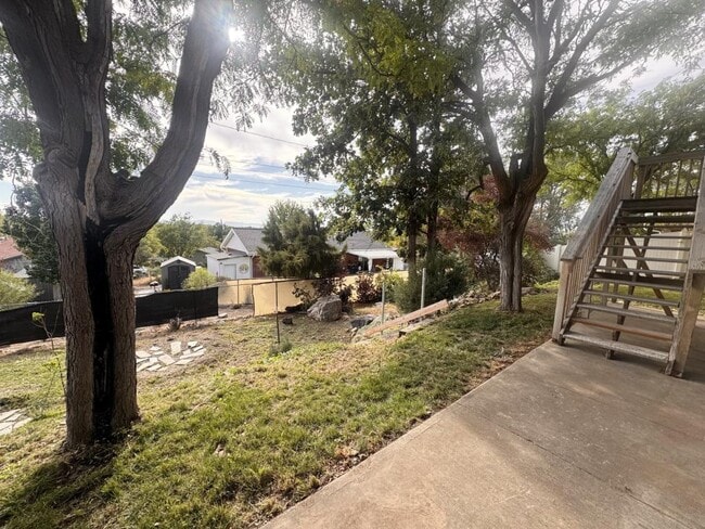Photo - 751 N Highland Blvd