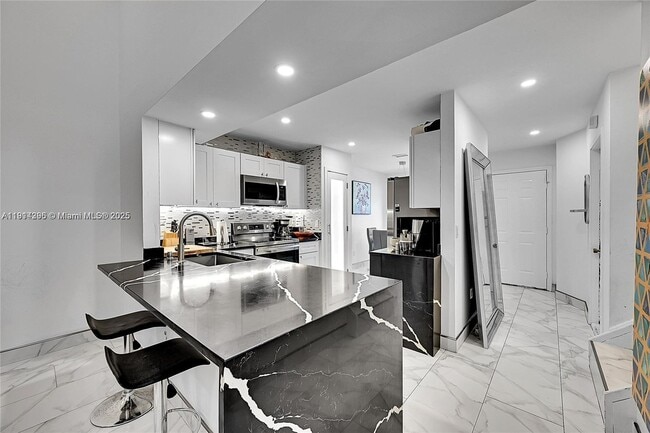 Photo - 18578 Woodstream Dr