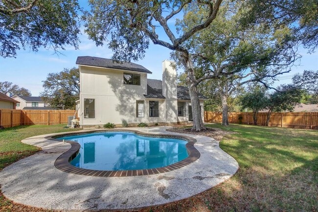 Building Photo - 7401 Whistlestop Dr