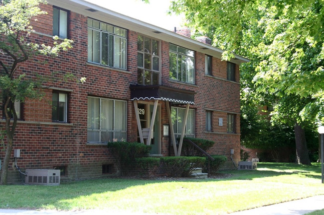Photo - Amber Court Apartments