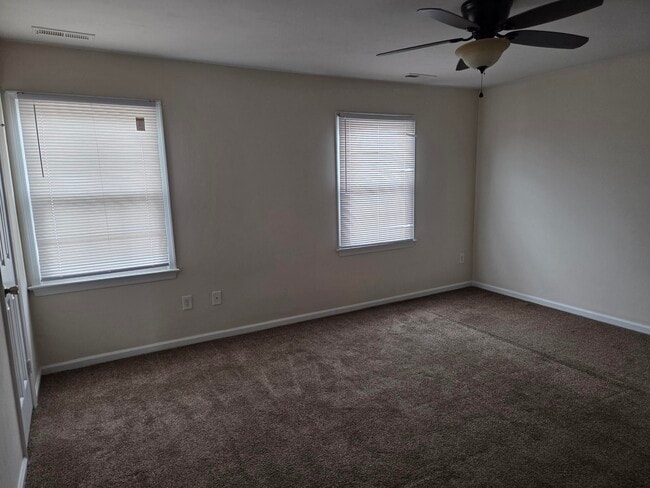 Photo - 1615 Mantane Arch