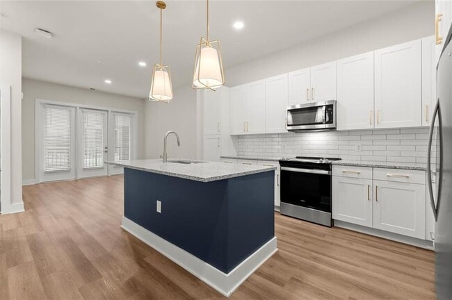 Photo - 2648 Sandy Plains Rd Unit 109