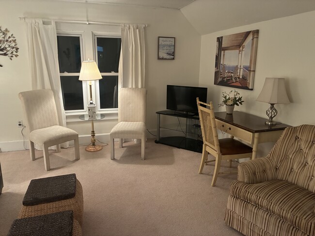 Photo - 515 Lions Park Dr Unit 2