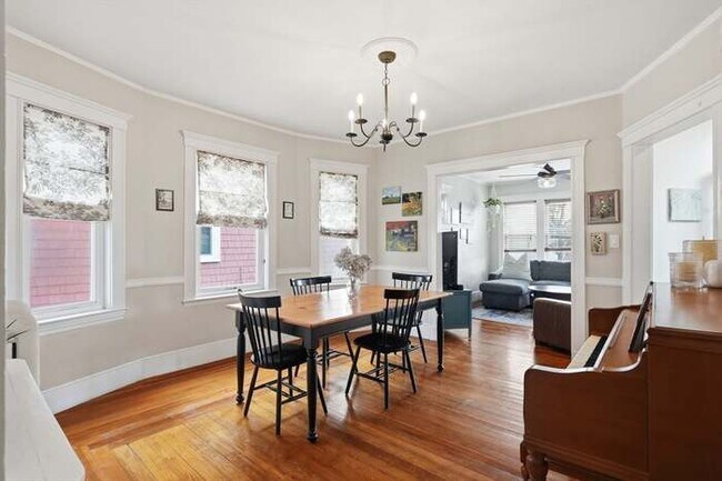 Photo - 95 Capen St Unit Apt 1
