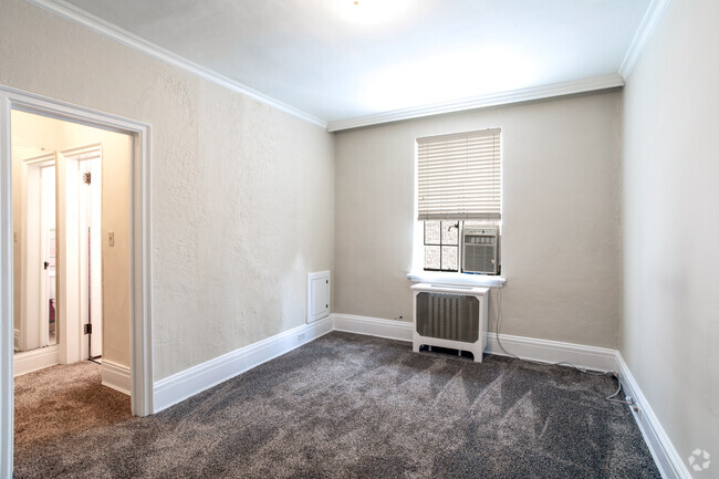 2HAB, 2BA - 1,035 ft² - 2do dormitorio - Clay Commons