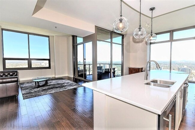 Photo - 270 17th St Unidad 4302 Rental