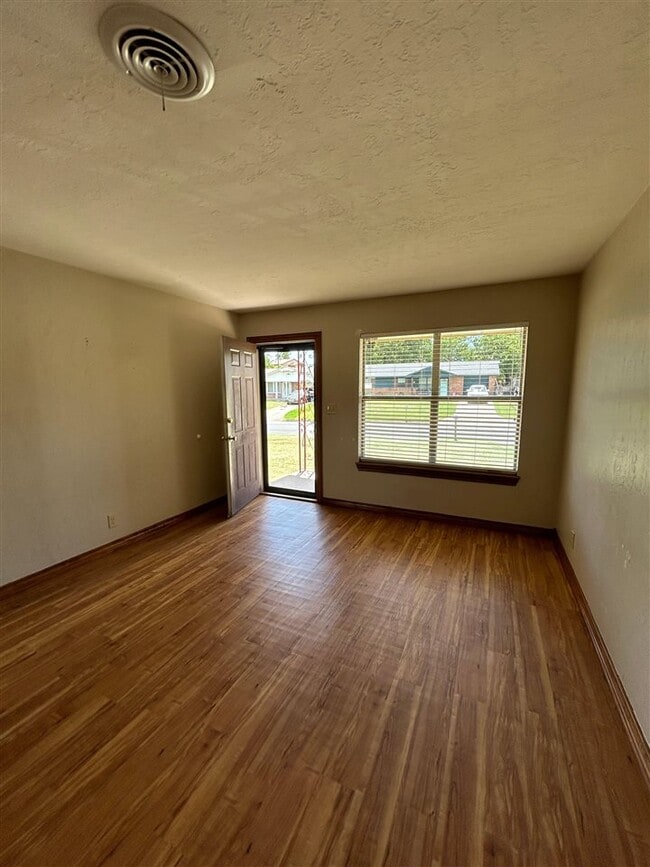 Photo - 2311 NW 43rd St