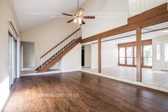 Photo - 1074 Windsong Cir