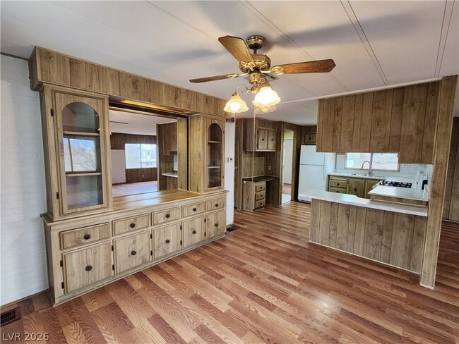 Photo - 1111 Hardy Ln