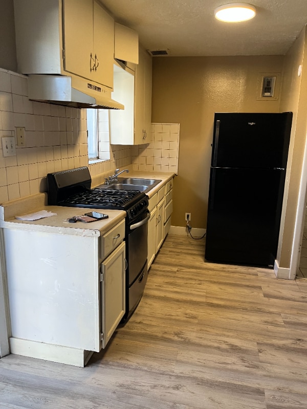 Photo - 225 Vermont St NE Unit 4