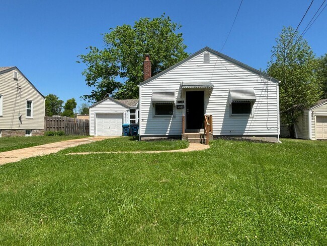 2 Bedroom - 2 Bedroom House