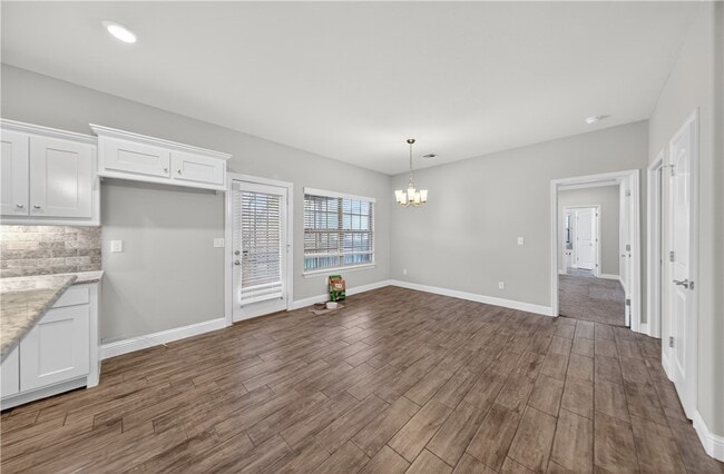 Photo - 584 Quartz Wy