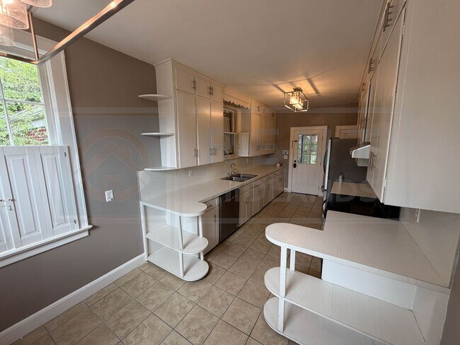 3925 Rosewood Dr Unit 3925 Rosewood