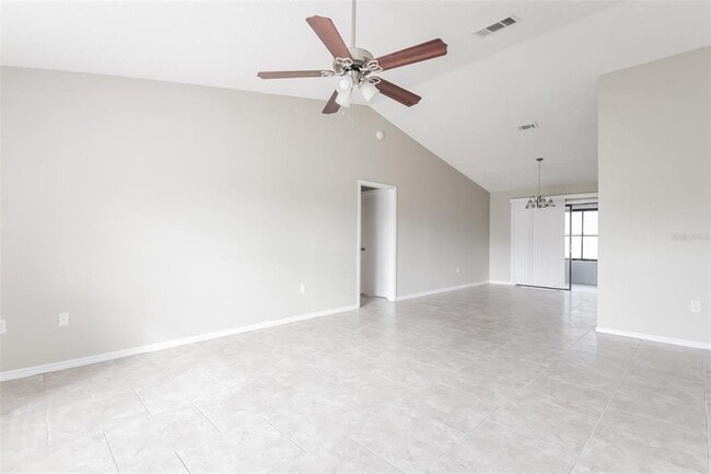 Photo - 604 Basingstoke Ct