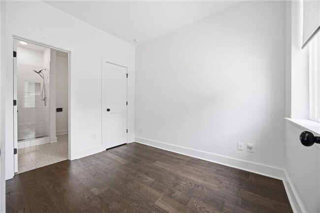 Photo - 211 Bass St SW
