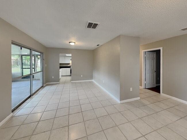 Photo - 6410 Gamble Dr