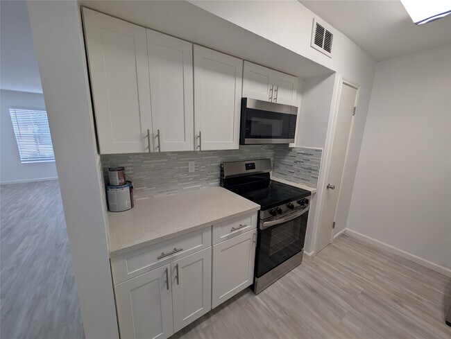 Photo - 5550 N Braeswood Blvd Unit 84